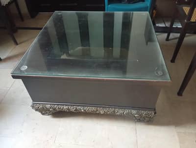 2 side tables, square table and 1 bed