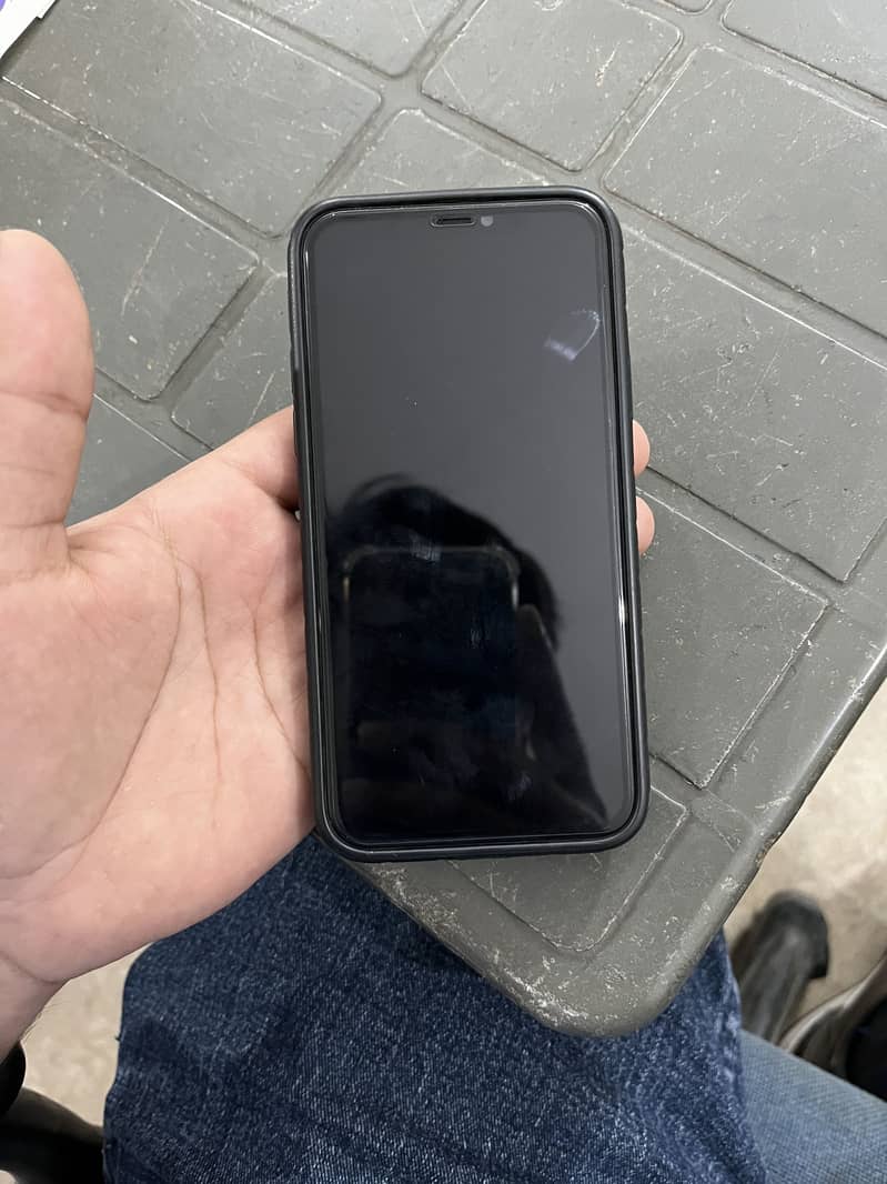 iPhone 11pro 13