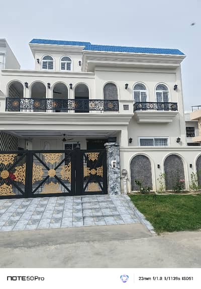 10 Marla Beautiful Brand New House For Sale In DC Colony