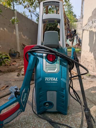 TOTAL pressure washer 2000W