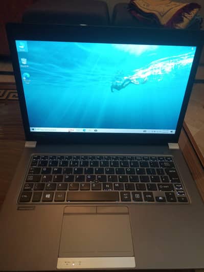 Toshiba Portege Z30C i5 6th Toshiba Portege Z30C Laptop – Core i5 6thn