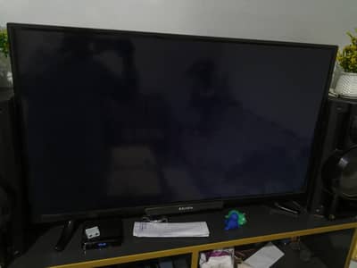 Eco star LCD. with tv device. very good condition. A+