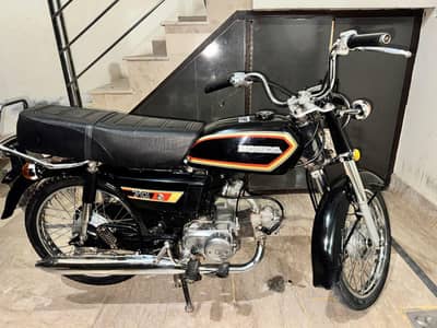 82 model Honda 70 cc