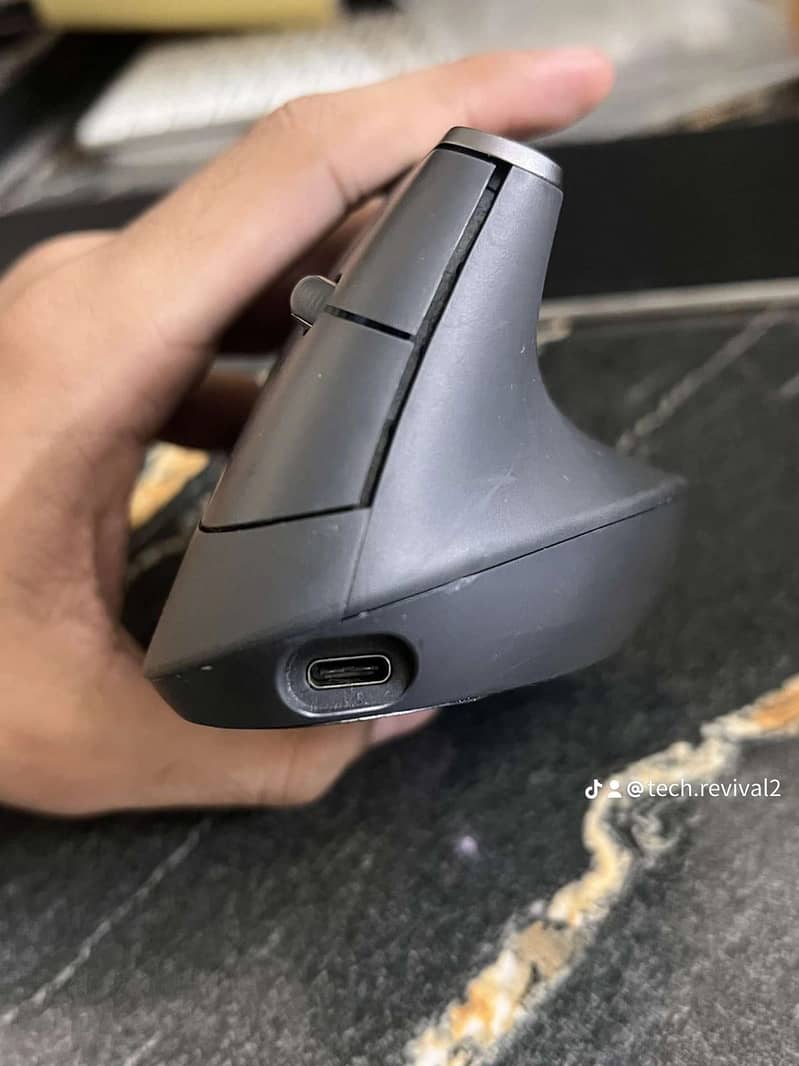 Mx vertical mouse 5