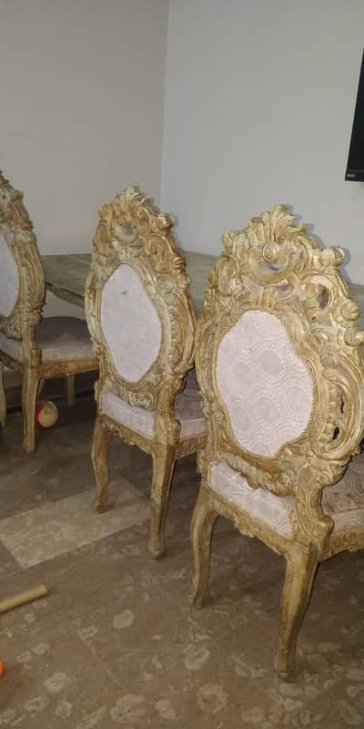 8-Seater Wooden Dining Table Set – Good Condition