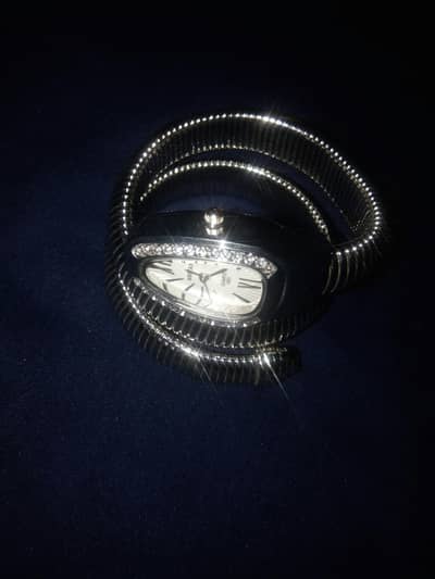 Women snake watch