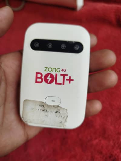 zong 4G bolt wifi device only 3 months used liken bhtt Kam