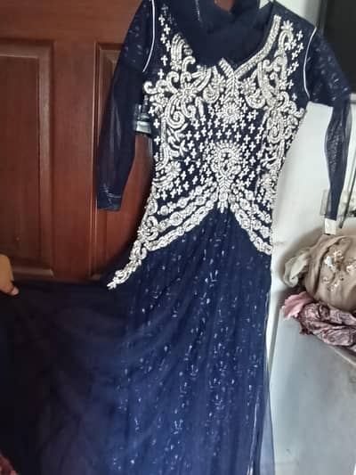 hand work clothes condition 8 by 10