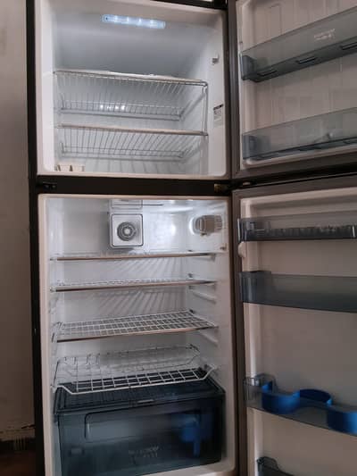 Gree Fridge large size