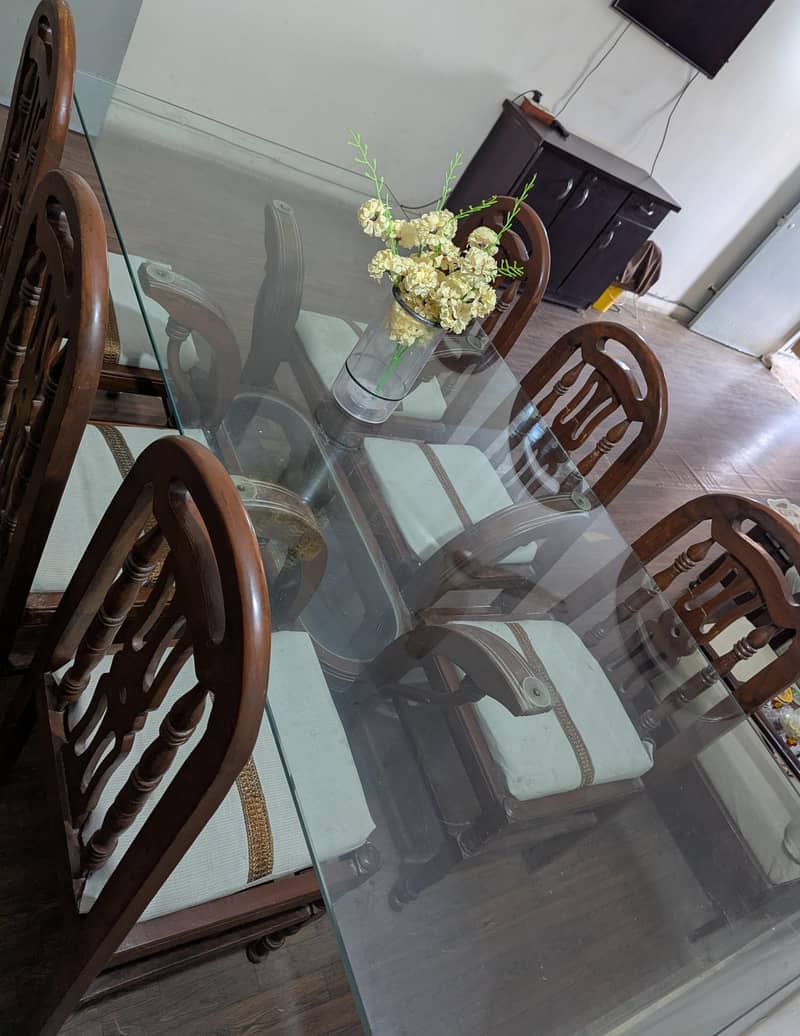 Dining table with 6 chairs 2