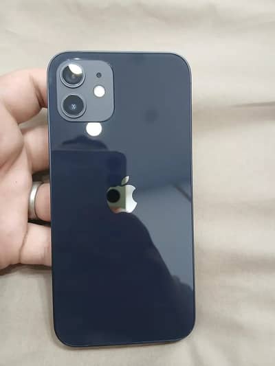 Apple iPhone 12