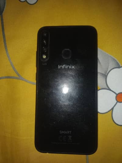 No box no charger just mobile