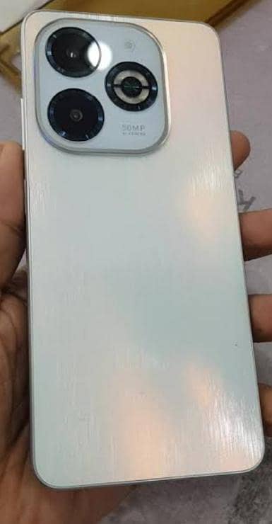 Infinix smart 8 plus (21k)
