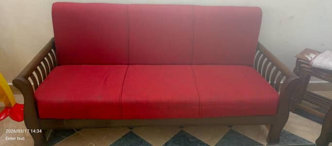5 SEATER SOFA SET CONDITION 10/9  URGENT SALE KRNA H