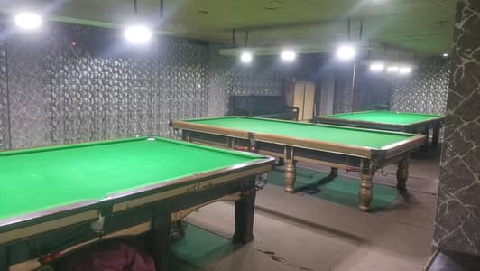 Table Man for Snooker Club