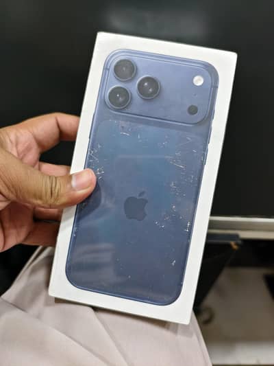 iPhone 17 Pro Max Deep Blue Jv