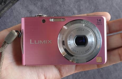Lumix DMC-FH2