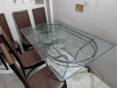 Dining Table with 06 Chairs