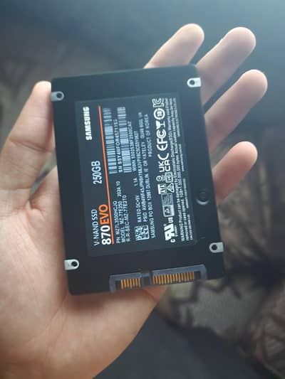 SAMSUNG 870 EVO 250 GB