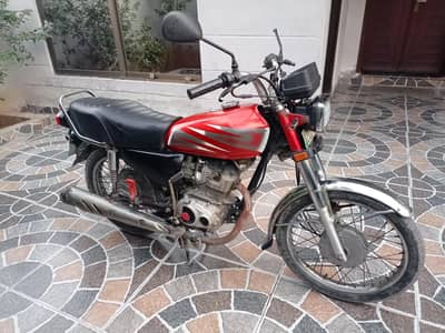 United 125cc Bike