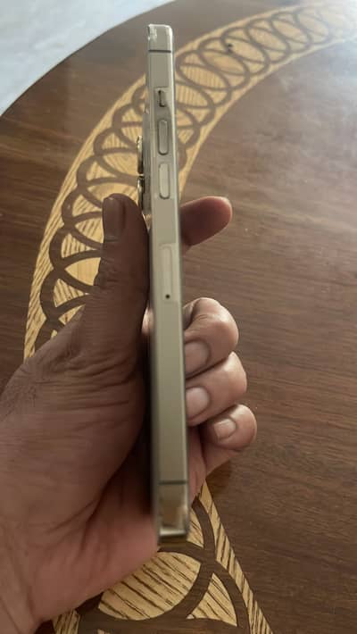 12 pro max pta ( LLA) model . 128 Gb