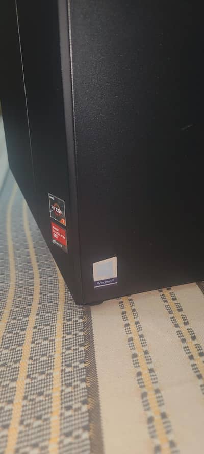 **HP Omen Gaming PC Ryzen 7 (No GPU) – Excellent Condition**