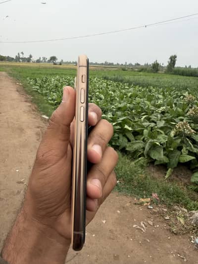 iphone 11 pro 256GB PTA dual sim physical+esim 95%