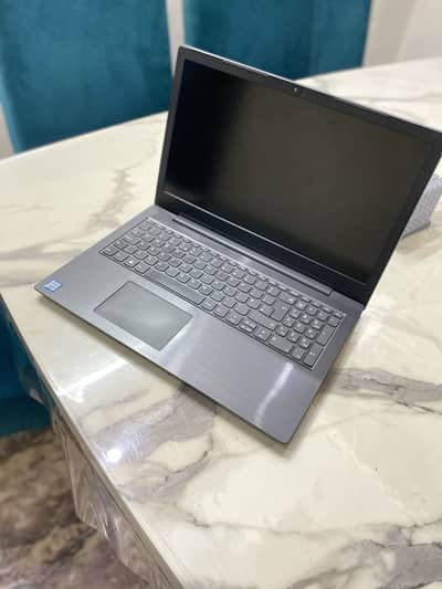 Lenovo 81AX core i 5 8 gen
