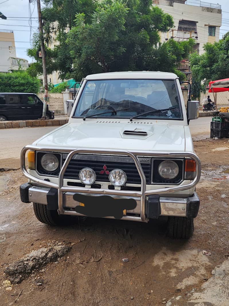 pajero 6