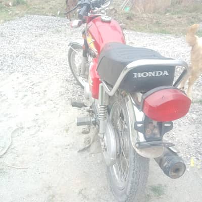 Honda 2021 model red condition 10/8 argant sale