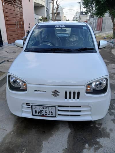 first ownr new car hai tyre alarm new bumper to bumper