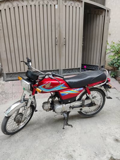 Honda CD 70 – Excellent Condition – Original Documents Available
