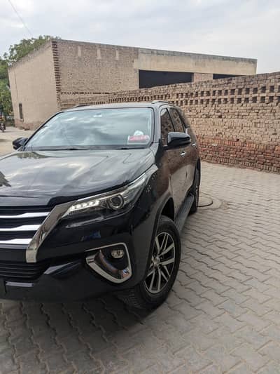 Toyota fortuner 2018 push start