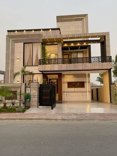 10 Marla House Available For Rent DHA Phase-5