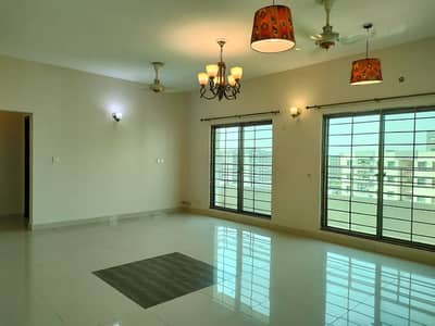 3 Bed 10 Marla Flat | Ground Floor | Available For Rent In Askari-11, Lahore