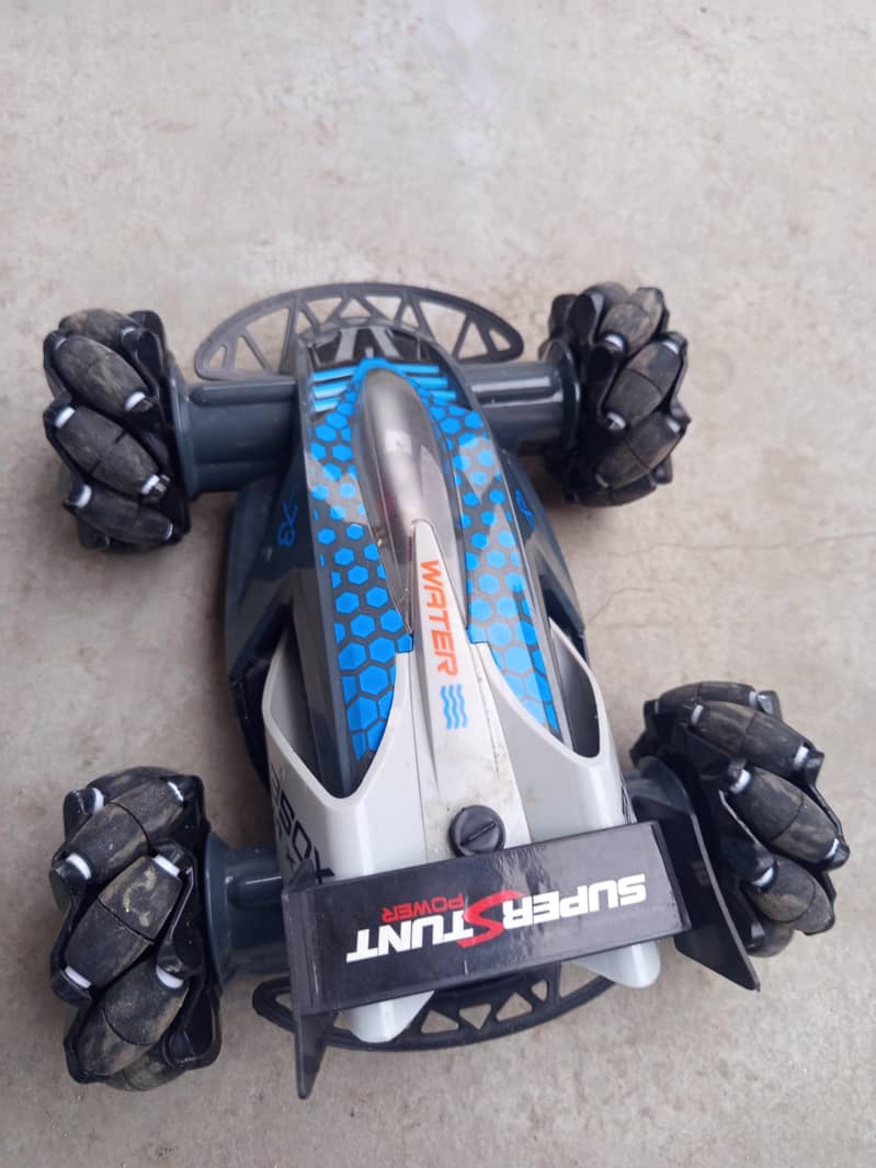 بچوں کی ریموٹ اور واچ کنٹرول والی گاڑی 2