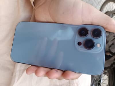 I phone 13 pro 128gb factory unlocked