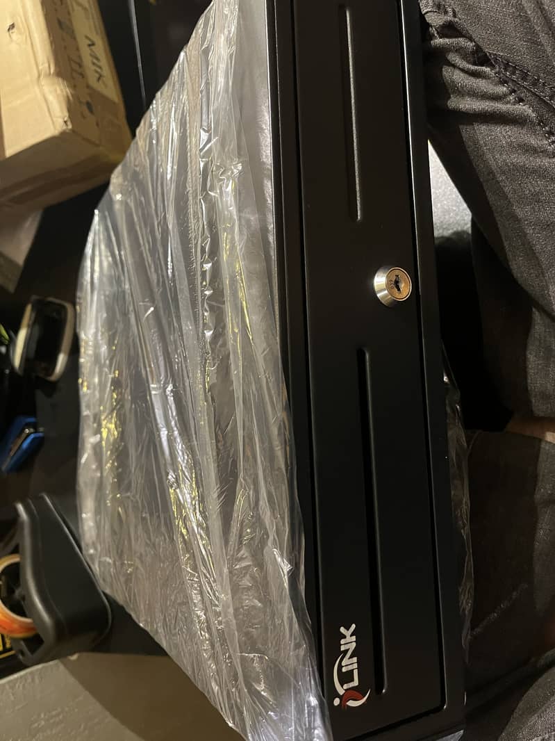 Bracode printer / Cash drawer / Hand scanner 4