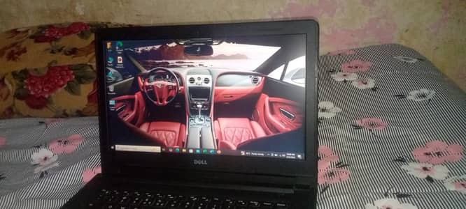 Dell Core i7 Generation 7 Laptop 8gb/128gb