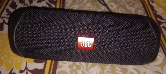 JBL speakers from UAE  purchased have box reciept