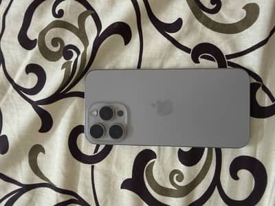 iPhone 15 Pro Max FU