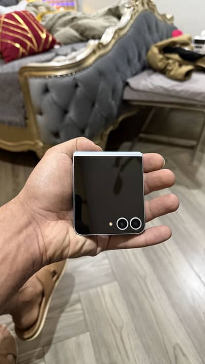 Samsung Galaxy Z Flip 6 PTA