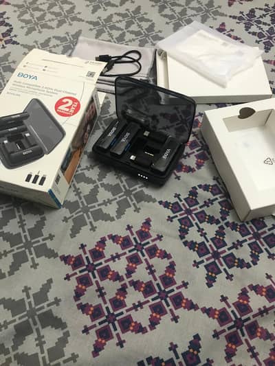 BOYALINK All-in-one Design Wireless Microphone System