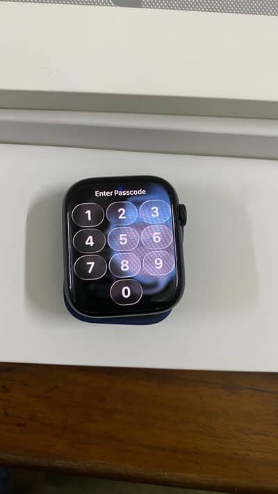 Apple watch series 8