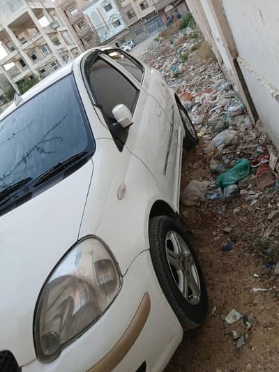 vitz fL 1300 cc 2002 reg 2006