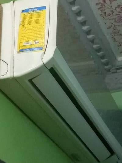 Haier AC split 1.5 ton ust used 2 years