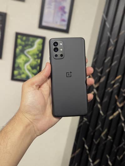 OnePlus 9r 12ram 256gb dual sim