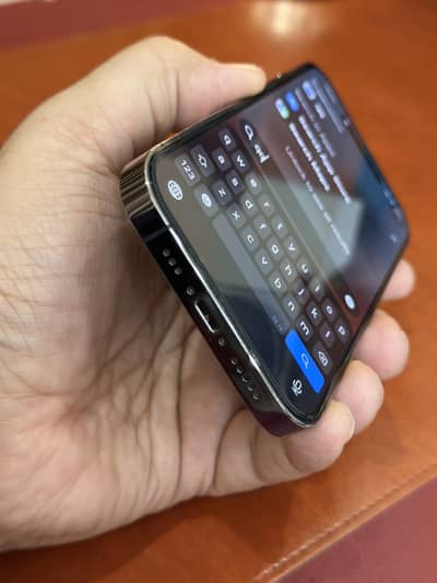 iPhone 14 pro 256 GB  NON PTA 9/10 condition 82% betry helth