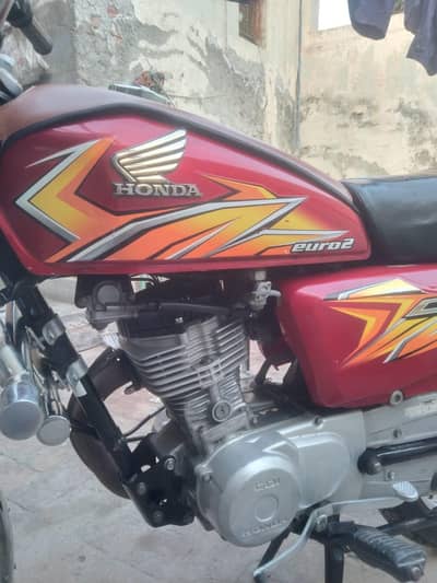 All ok  All good condition h bhi  03061564590