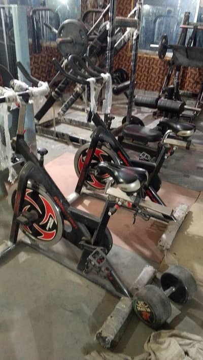 complete gym setup for sale bilkul new condition mein